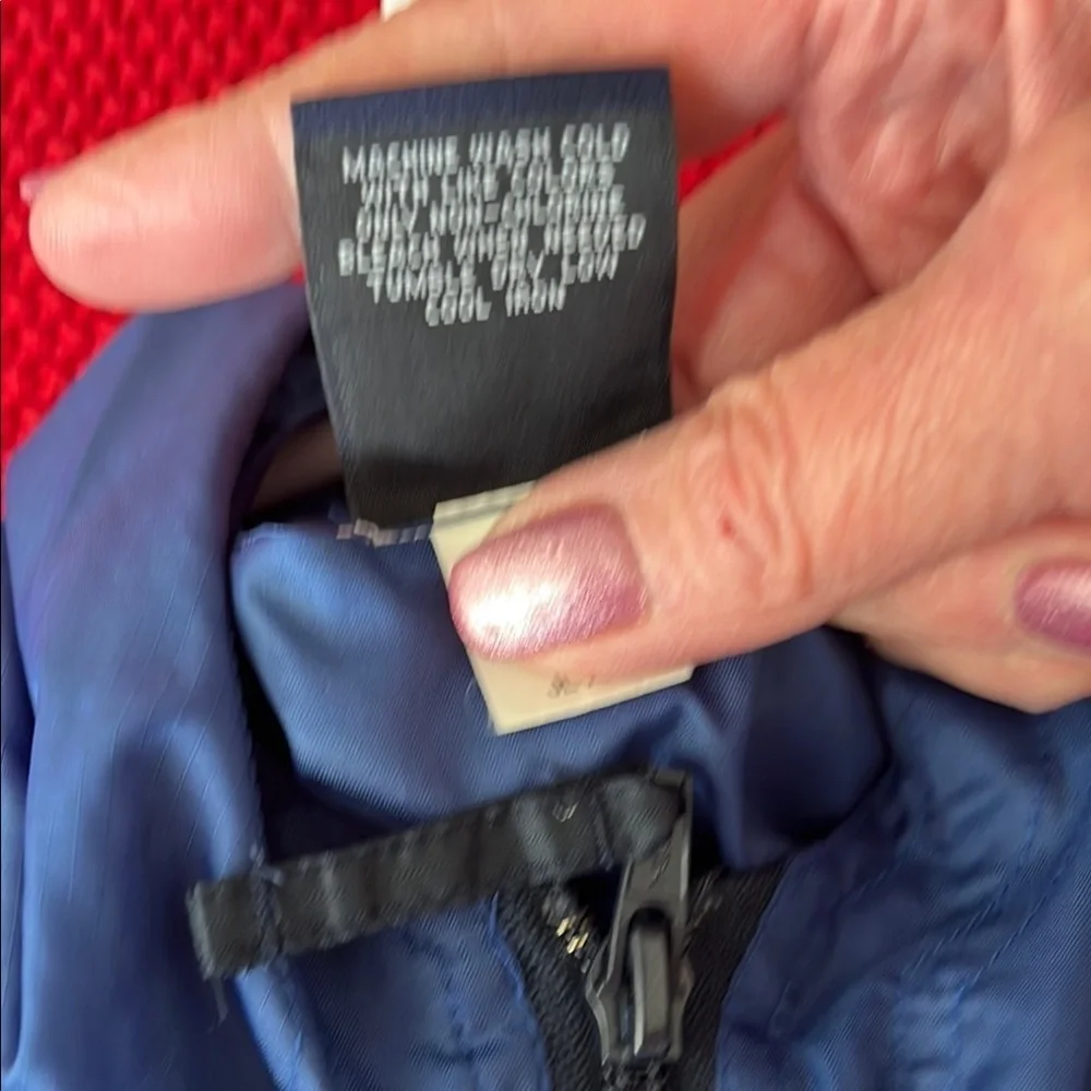 GAP Boy’s Blue and Black Windbreaker Jacket Size XXL Preloved